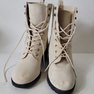 Combat styles booties Kassia size 8.5